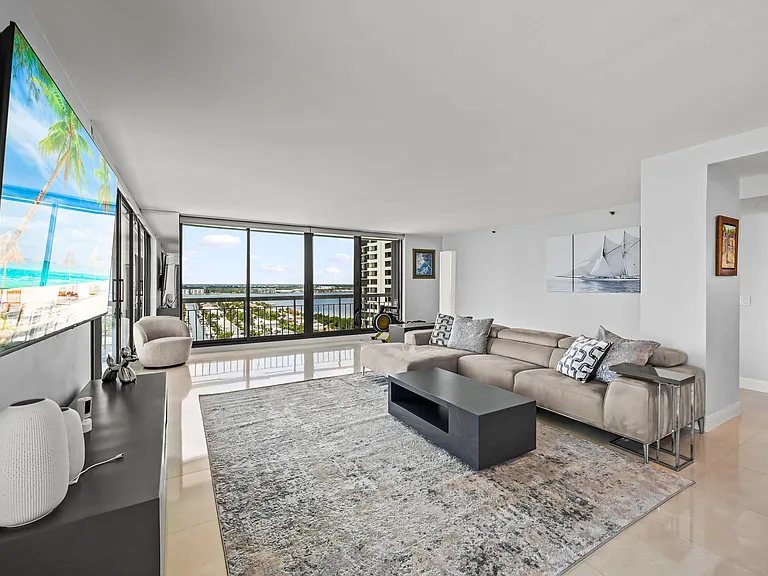 4000 N Ocean Dr #2004 — Photo 11