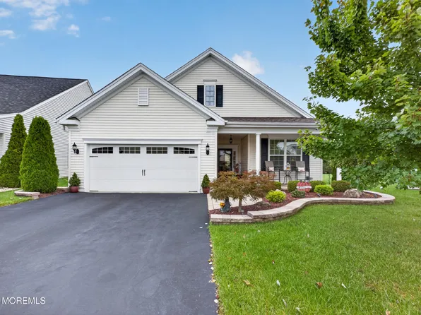 25 Mason Drive, Jackson, NJ 08527