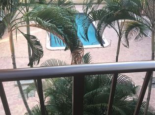 6095 W 19th Ave APT 304, Hialeah, FL 33012