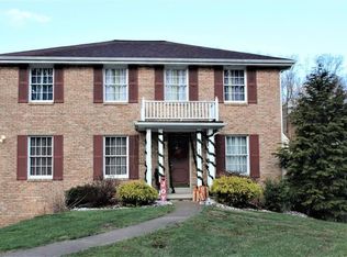 6164 Baker School Rd, Trafford, PA 15085