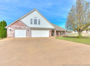 13810 S 262nd East Ave, Coweta, OK 74429