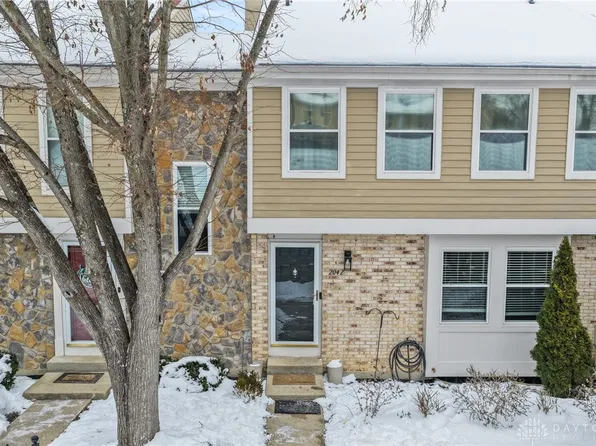 2042 Stratford Ct, Loveland, OH 45140