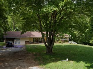 300 Sanford Ln, Lawrenceburg, TN 38464