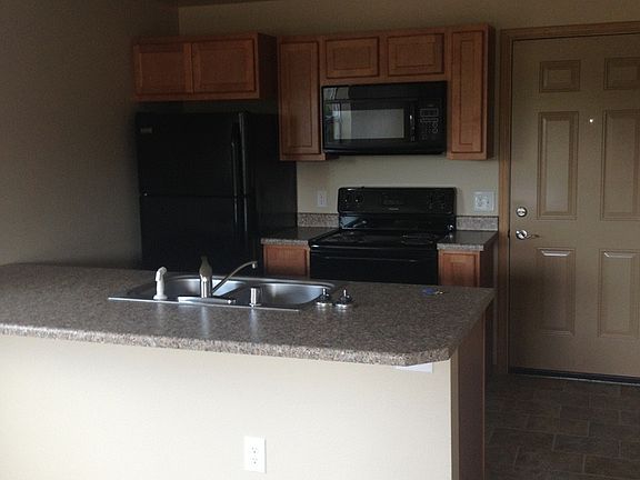 3rd image of 3800 Oleary St APT 213