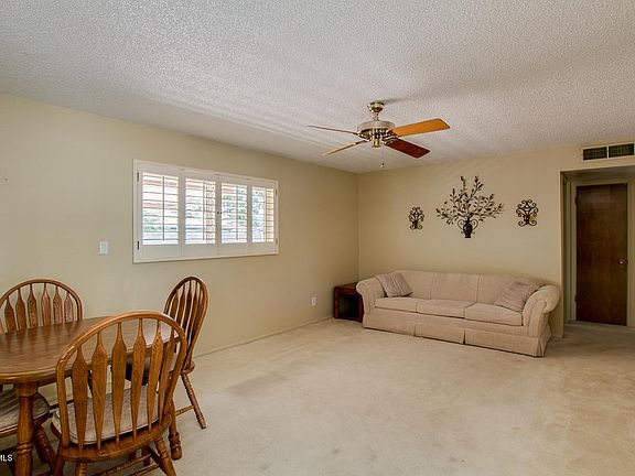 4th image of 3725 W Morten Ave
