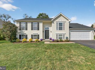 223 Parkview Blvd, Spring City, PA 19475