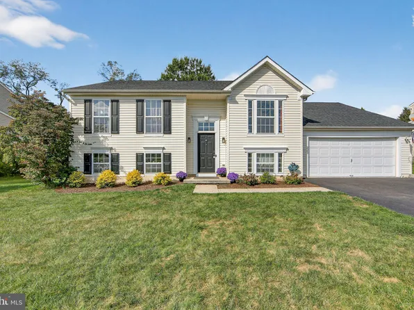 223 Parkview Blvd, Spring City, PA 19475