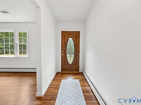 4th image of 1920 Mill Quarter Rd