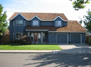 16220 SW Dewberry Ln, Tigard, OR 97223