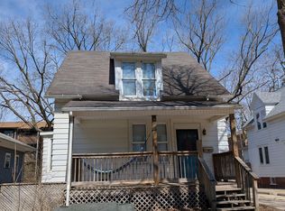 706 W High St, Urbana, IL 61801