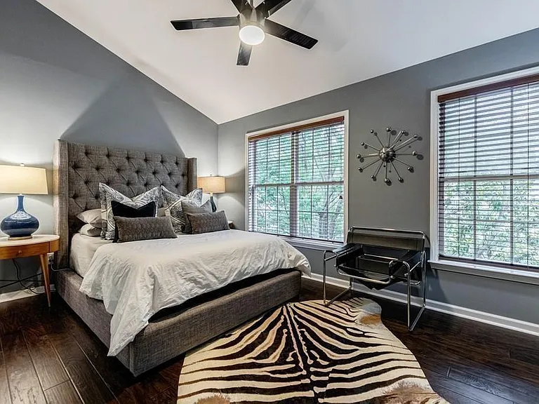 1146 Village Ct SE — Photo 17