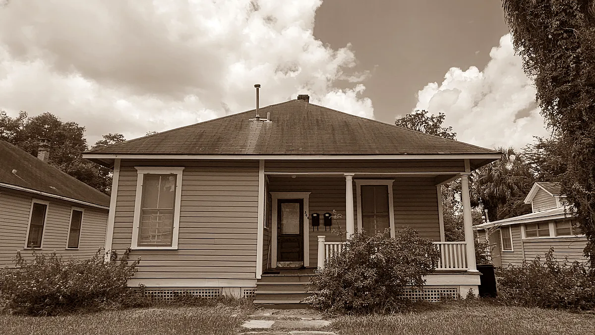 Building Photo - 308 NW 2nd St #A