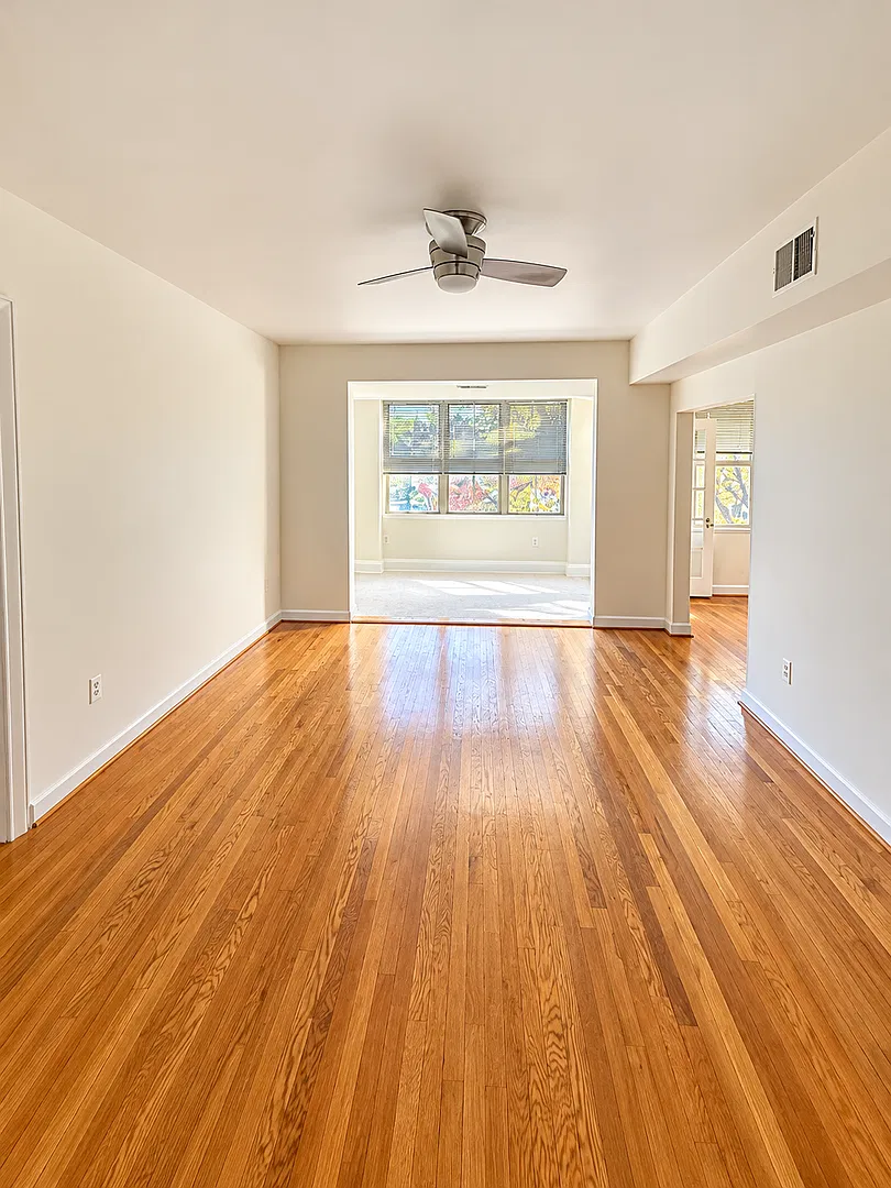 Bright, Refreshed 2-Bedroom in Mount Pleasant | Walk Score of 96 — Photo 3