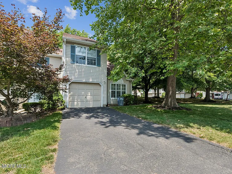 134 Rumford Way — Photo 2