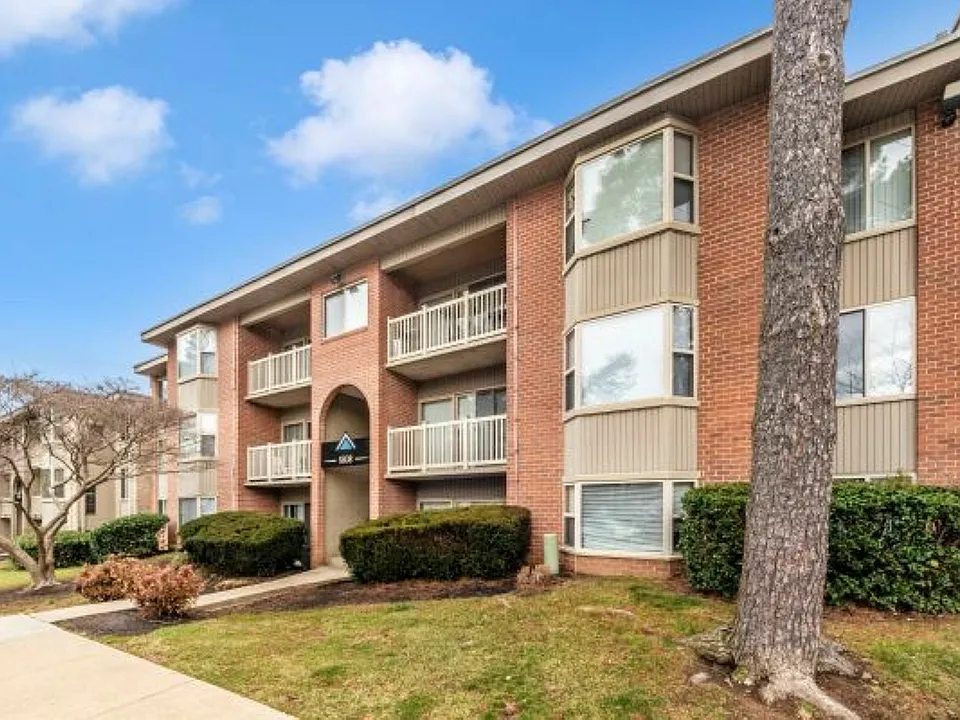 Arden Pointe Apartments