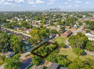 2302 Chew St, Houston, TX 77020