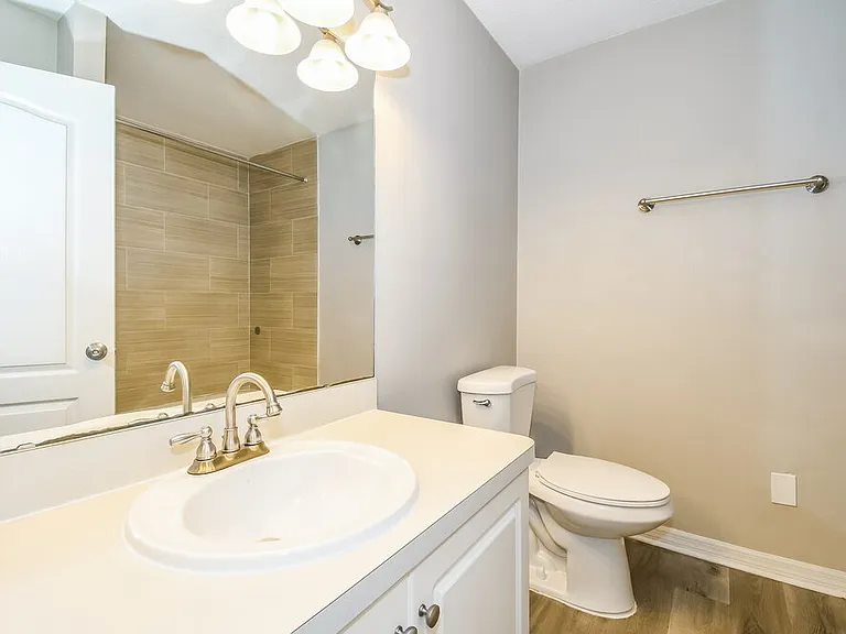 213 Park Ave — Photo 14