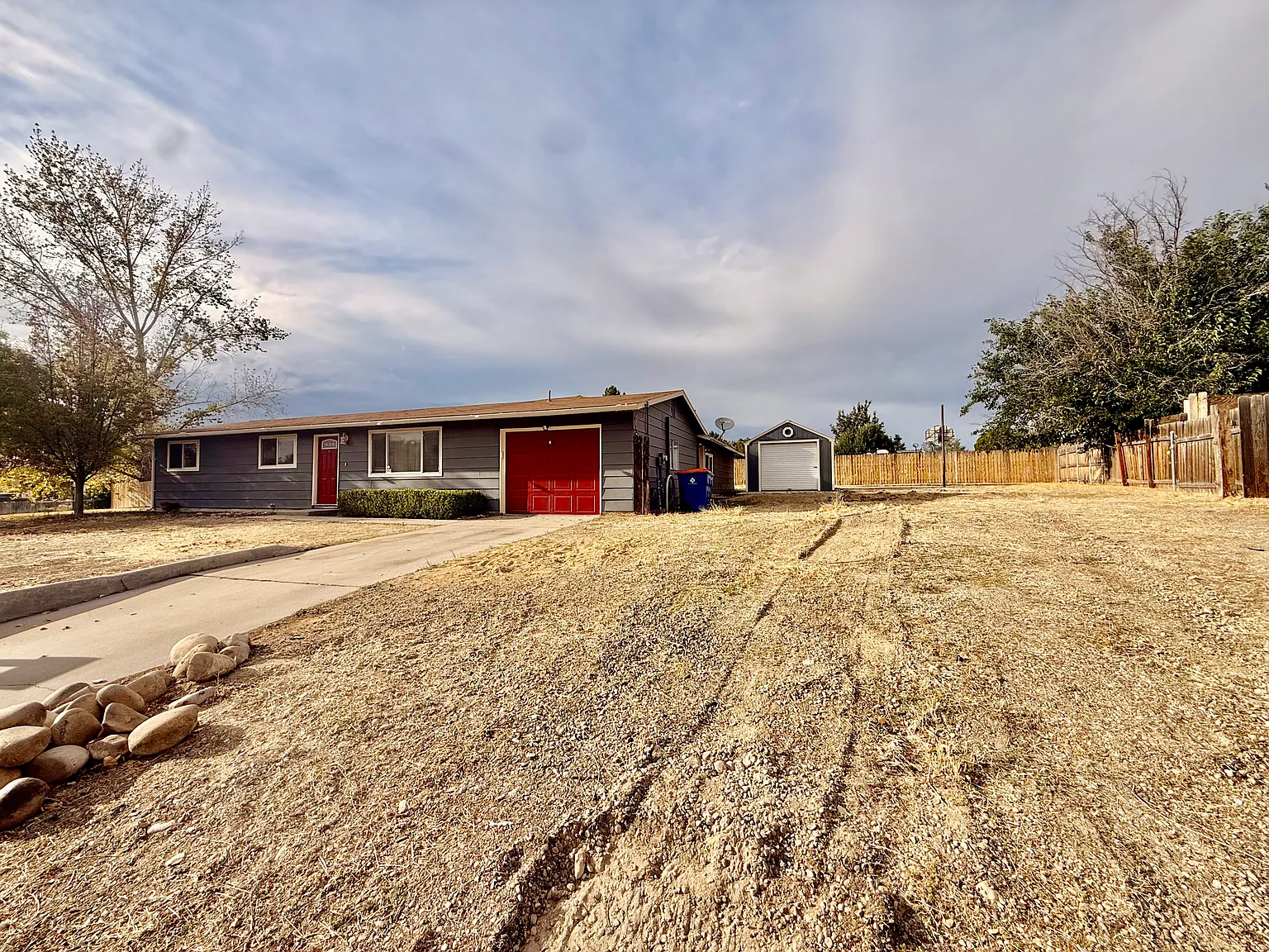4 bed, 1776 sqft, $2,495 — Photo 3