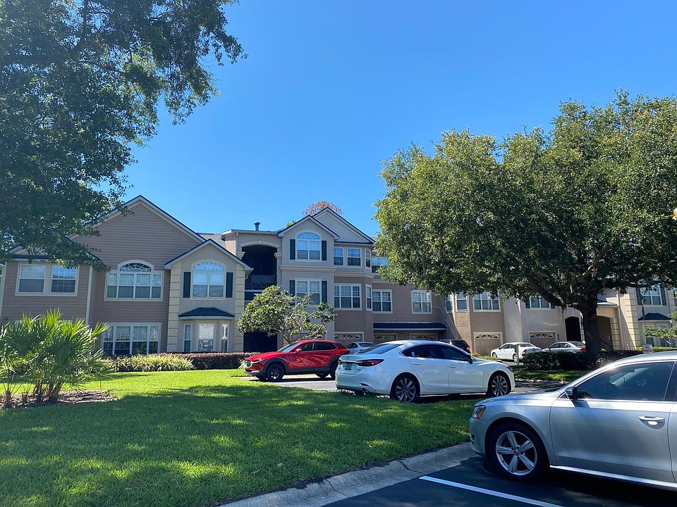 1st image of 13810 Sutton Park Dr N APT 522