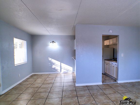 5th image of 515 Silver Beach Ave APT 1