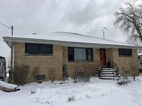 9851 Lakeshore DRIVE, Pleasant Prairie, WI 53158