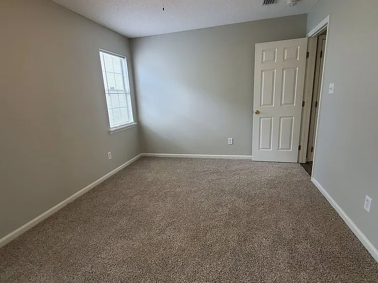 3017 Kensington Ln — Photo 7