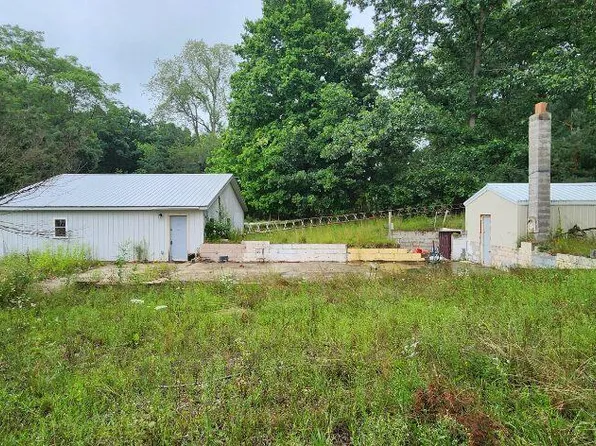2225 O Dr S, East Leroy, MI 49051