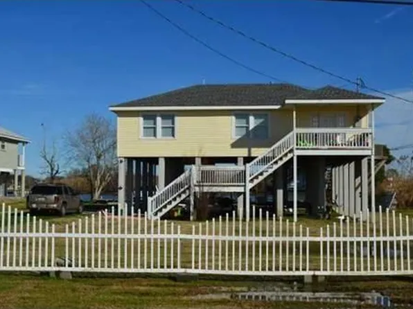 5181 Privateer Blvd, Barataria, LA 70036