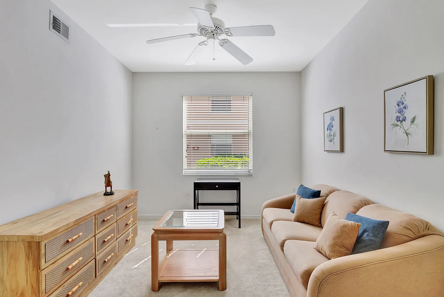 2 bed, 2.0 bath, $3,270 — Photo 4