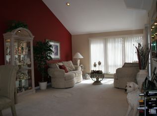 36 Timber Ridge Dr, Holbrook, NY 11741