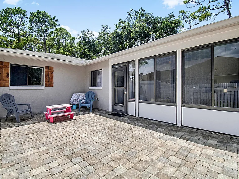 4 Zanzibar Balsan Ct — Photo 43