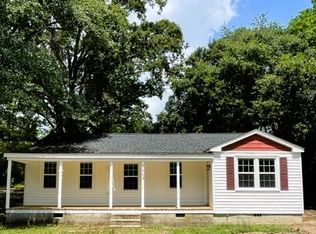 1513 Lewis St, Camden, SC 29020