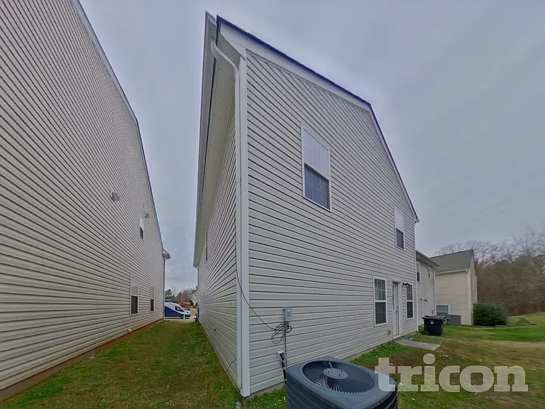 253 Aershire Ct — Photo 15