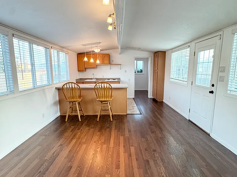 3764 Pacific Ave #B — Photo 5