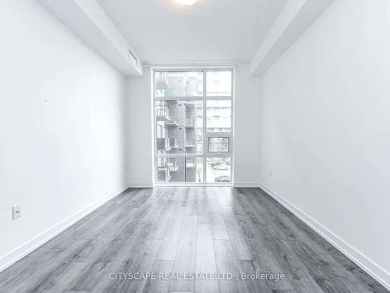 450 Dundas St E #323 — Photo 12