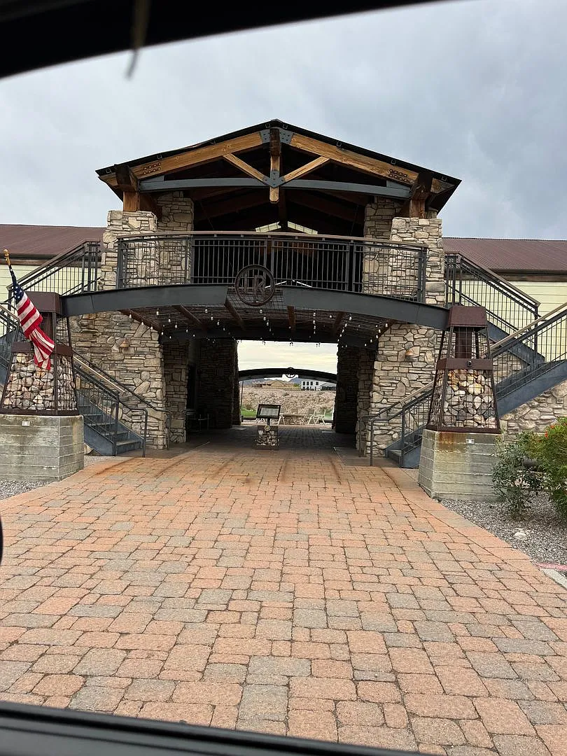 3 BR Laughlin Ranch Golf Estate Great Views!Fully furnished/ Bullhead Parkway Available 6-1-2026 — Photo 4