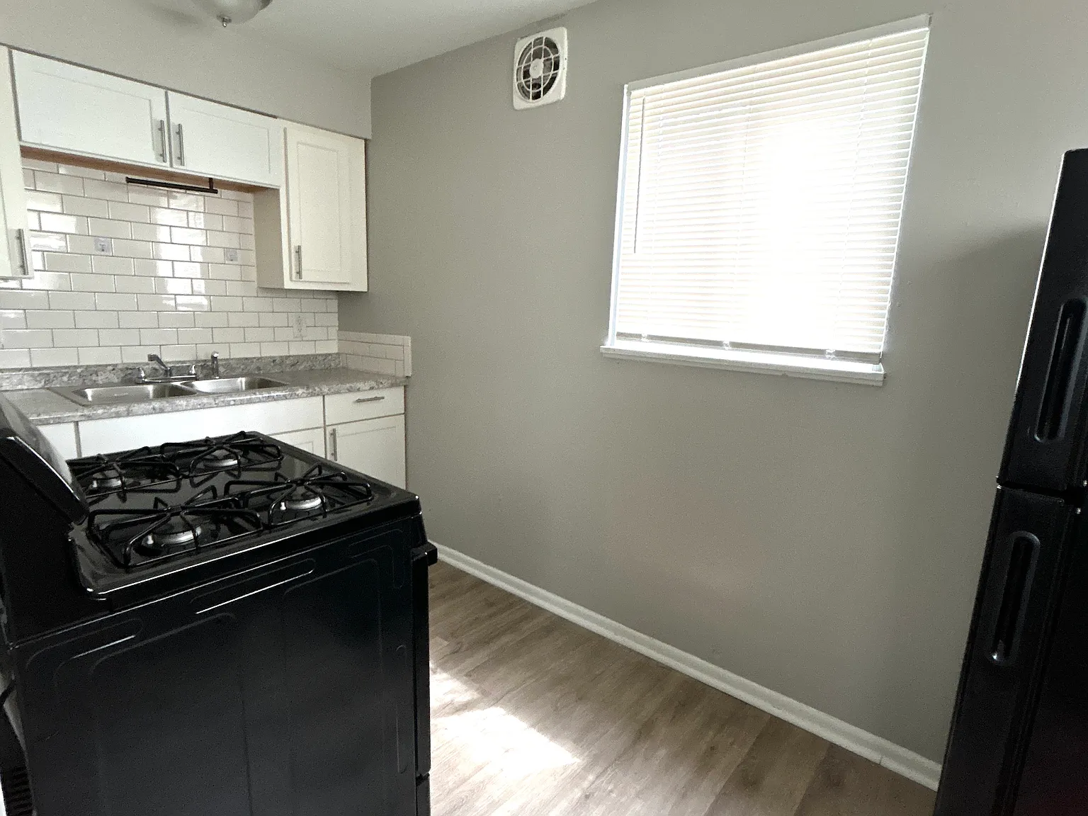 Open House at 2174 Sullivant Ave - Wed, Aug 12 | 4 - 4:45 PM — Photo 4