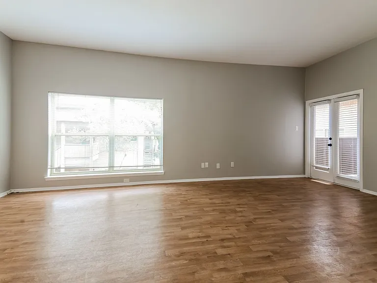 10406 High Hollows Dr #226 — Photo 11