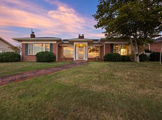 314 N Crest Rd, Chattanooga, TN 37404