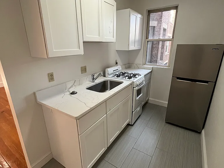 11 Scottfield Rd #5 — Photo 8