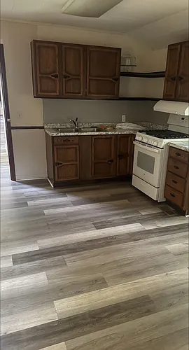 4221 Lewis Ave Photo 1