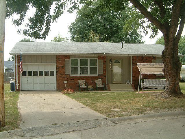 2nd image of 420 Cara Ct