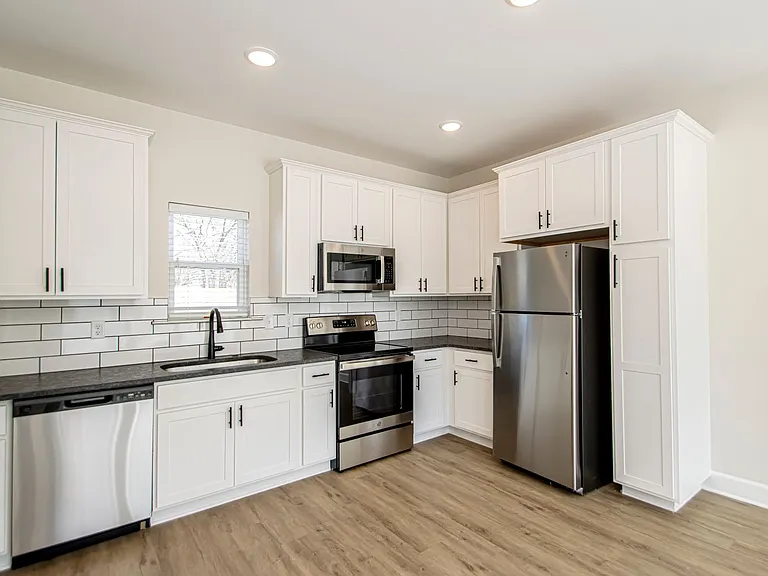 1 Bed Bath Townhome in Rockwater Village - Downtown North Little Rock — Photo 4