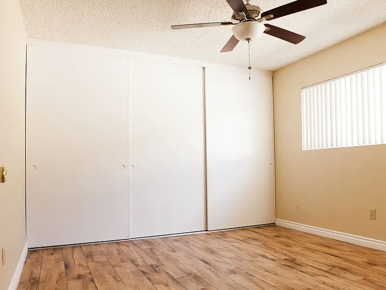 Grossmont Terrace Apartments — Photo 17