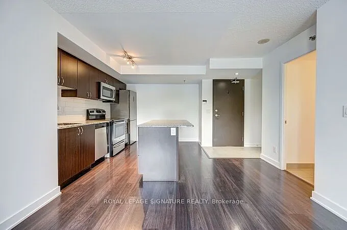 11 Superior Ave #201 — Photo 16