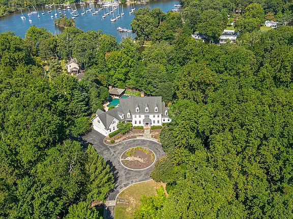 2nd image of 370 Eagle Hill Rd