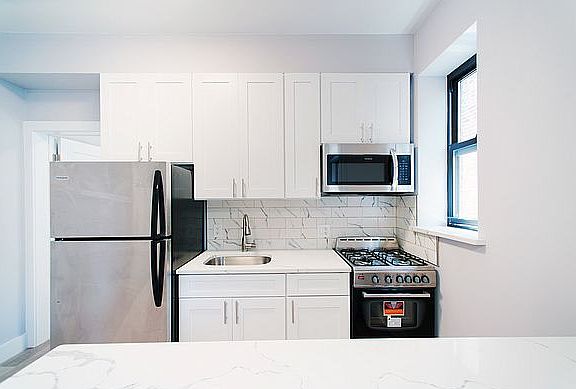 5th image of 561 Lenox Ave #36A