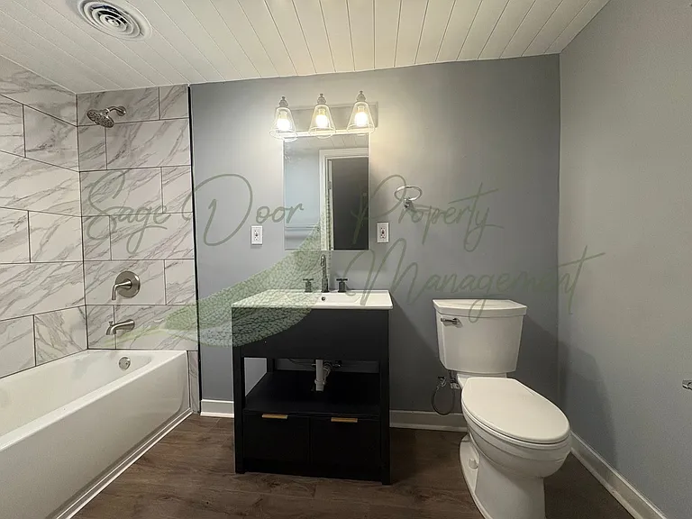 302 N Peck Dr — Photo 22