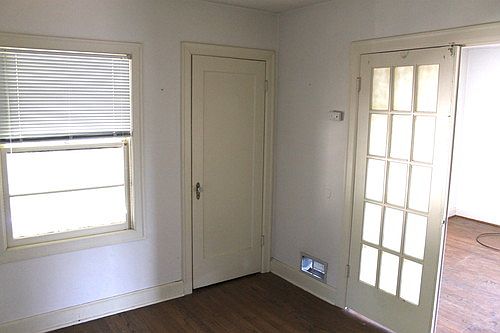 1st image of 3136 SE Sellwood St
