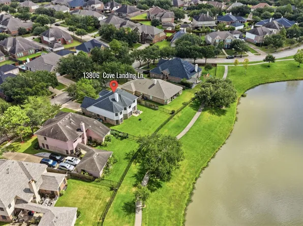 13806 Cove Landing Ln, Rosharon, TX 77583